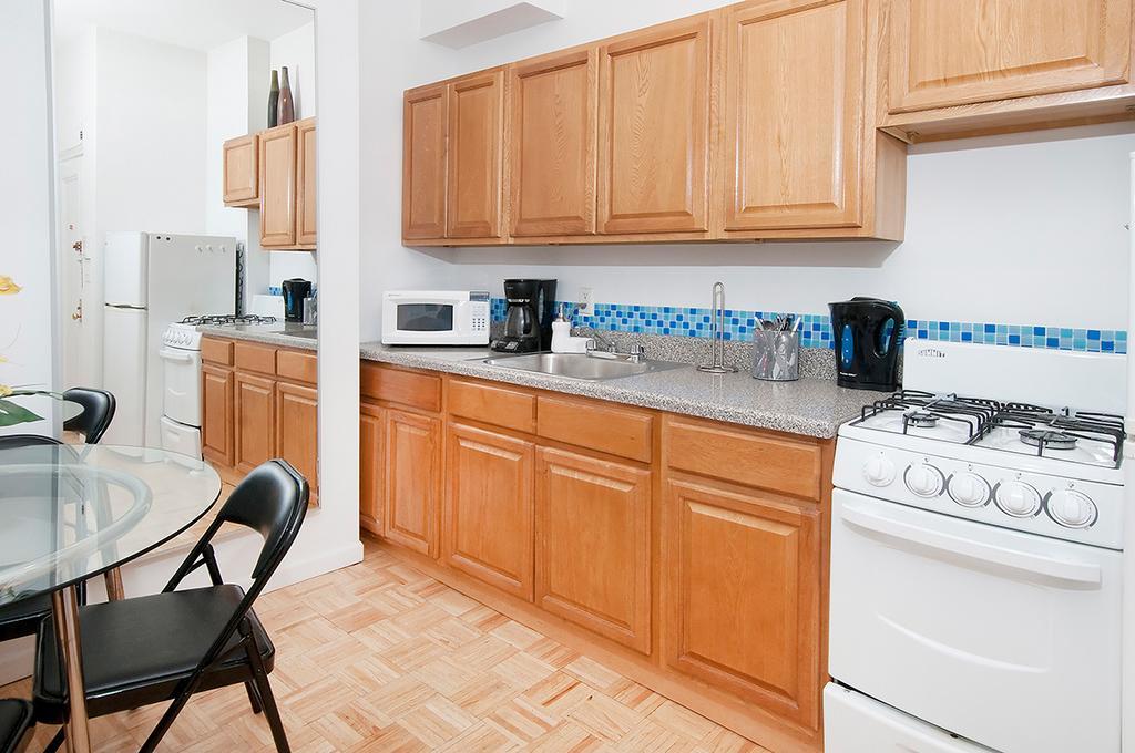 Mid Town East Street Apartments Next To Times Square นิวยอร์ก ห้อง รูปภาพ