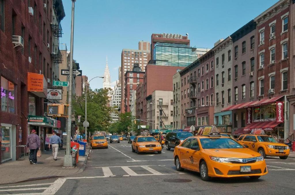 Mid Town East Street Apartments Next To Times Square นิวยอร์ก ภายนอก รูปภาพ