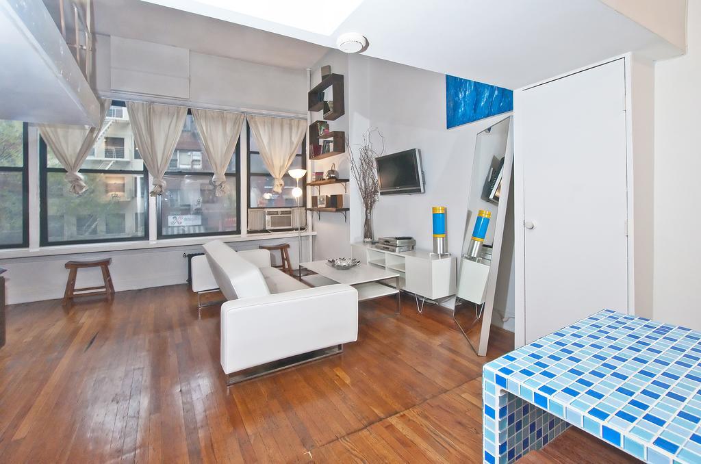 Mid Town East Street Apartments Next To Times Square นิวยอร์ก ห้อง รูปภาพ